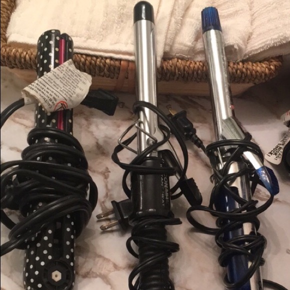 Revlon Other - Straightener and curling iron bundle